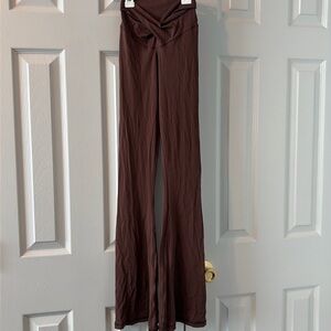 Offline by Aerie Real Me Flare hi-rise short inseam brown XS